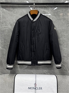 Двухсторонняя куртка MONCLER 156701