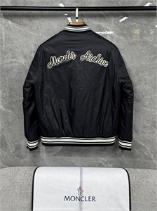 Двухсторонняя куртка MONCLER 156701