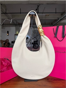 Сумка Schiaparelli 157838 - фото 358375