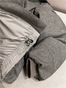 Пуховик  BRUNELLO CUCINELLI 158082