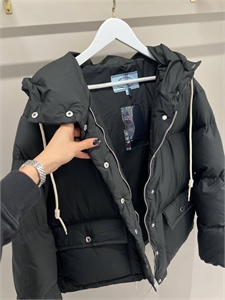 Пуховик PRADA 158124