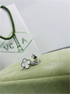 Колье Van Cleef 158376