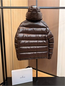 Пуховик MONCLER 158458