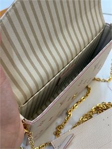 Сумка  LOUIS VUITTON 158525