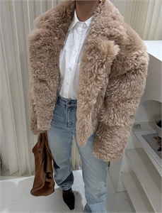 Шуба FENDI Овчина 158597 - фото 363122