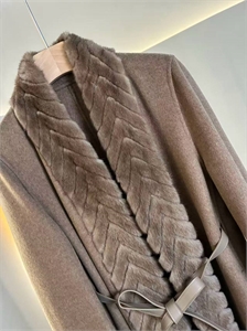 Пальто LORO PIANA Натуральный мех 158719