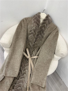 Пальто LORO PIANA Натуральный мех 158719