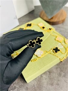 Серьги Van Cleef 158954