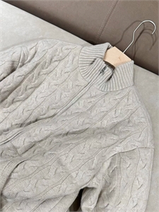 Пуховик BRUNELLO CUCINELLI 159069