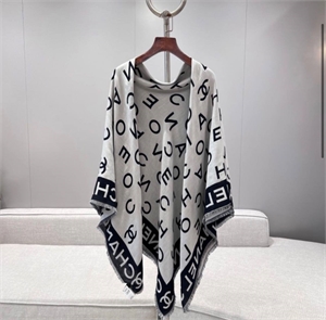 Платок CHANEL 159677