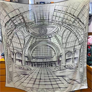 Платок CHANEL 159999