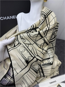 Платок CHANEL 159999