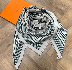 Платок HERMES 160084