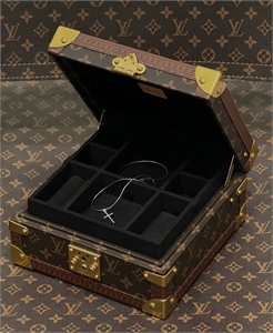 Шкатулка LV 160417