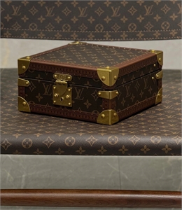 Шкатулка LV 160417