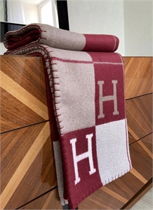 Подушка HERMES 161410