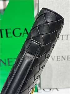 Клатч BOTTEGA VENETA 161622