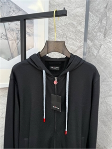 Костюм прогулочный KITON 161682