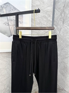 Костюм прогулочный SR с вставками кожи крокодила 161683