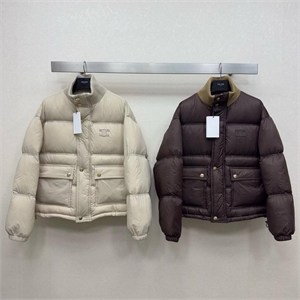 Пуховик CELINE 159361