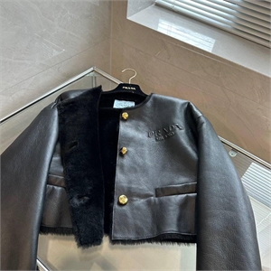 Дублёнка PRADA 163111