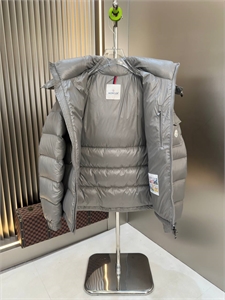 Пуховик MONCLER 163244