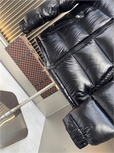 Пуховик MONCLER 163245