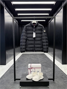 Пуховик MONCLER 163247