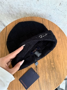 Шапка LV 163249