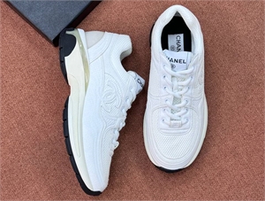 Кроссовки  CHANEL 163280