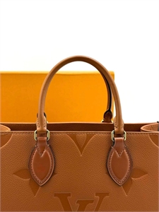 Сумка  LOUIS VUITTON 163290