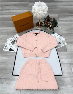 Костюм LOUIS VUITTON 163299