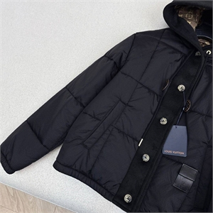 Куртка LOUIS VUITTON 163347
