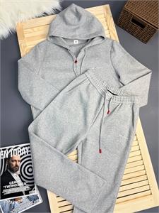 Прогулочный костюм KITON 163704