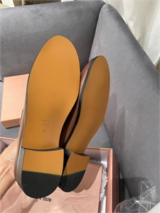 Лоферы MIU MIU 163730