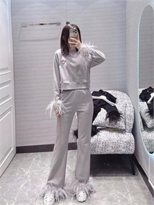 Костюм PRADA 163850