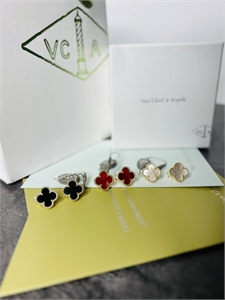 Серьги Van Cleef 163912