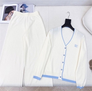 Костюм MIU MIU 163942