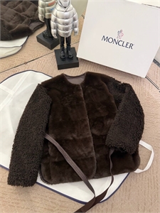 Куртка MONCLER 164034