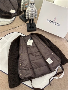 Куртка MONCLER 164034