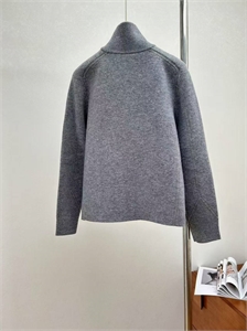 Костюм LOUIS VUITTON 164317