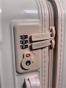 Чемодан RIMOWA 164359