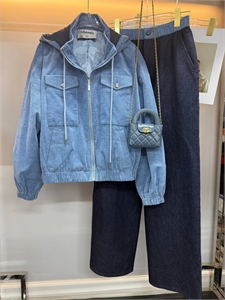 Костюм CHANEL 164379