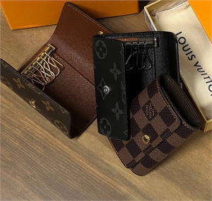 Ключница LOUIS VUITTON 164817