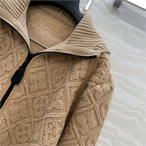 Бомбер LOUIS VUITTON 164613