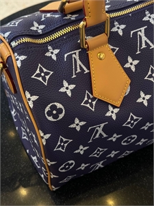 Сумка LOUIS VUITTON 164911