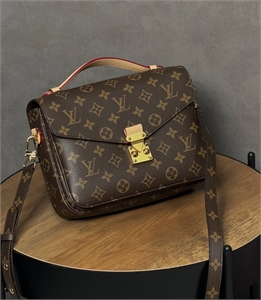 Сумка LOUIS VUITTON 164919