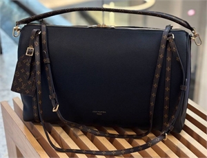 Сумка LOUIS VUITTON 165033