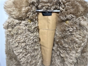 Шуба FENDI 165196