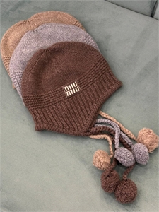 Шапка MIU MIU 165309